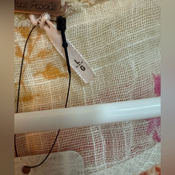 NWT free people rose garden cardi size l - Picture 2 of 5